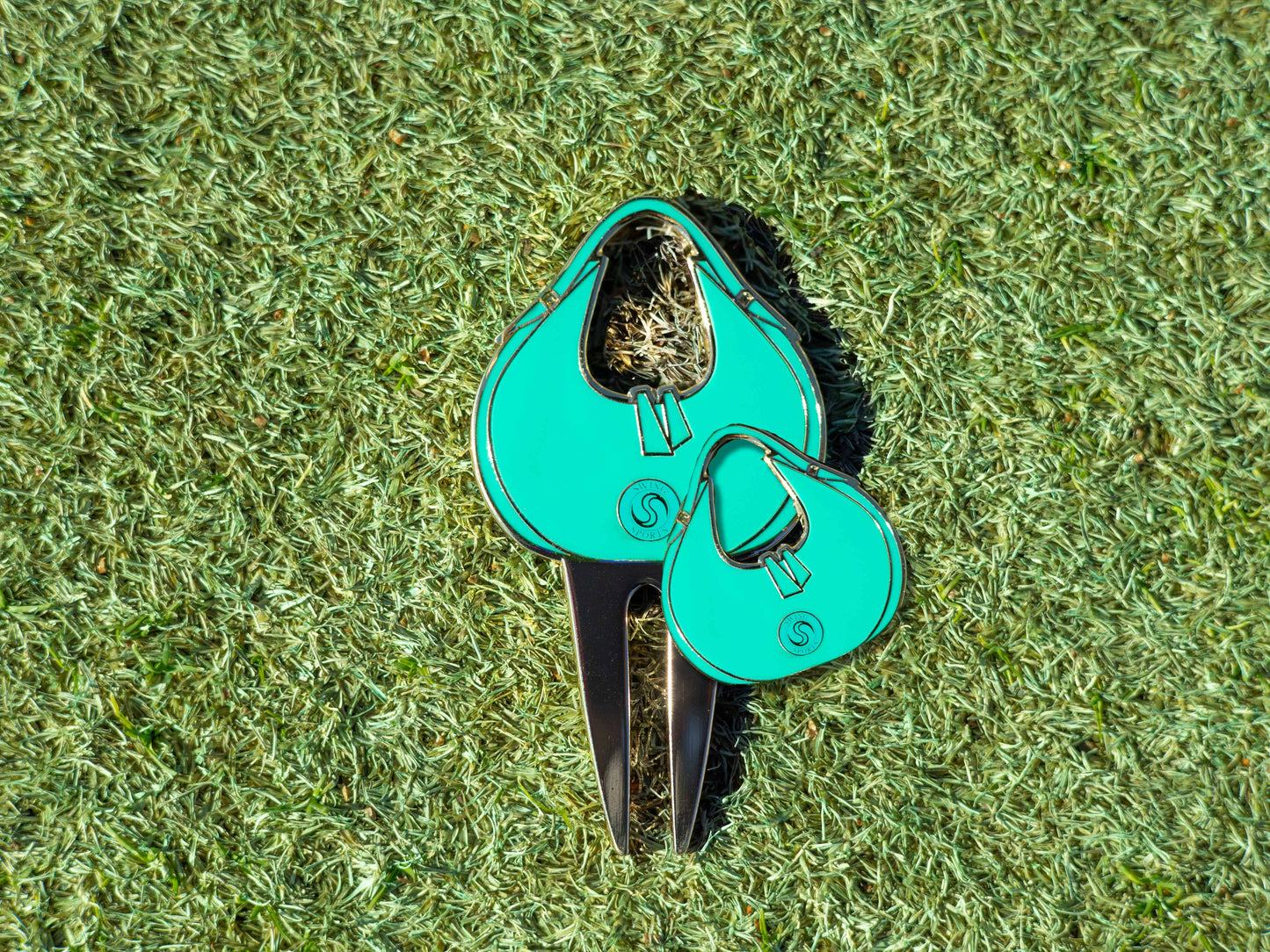 The Brooke - Ball Markers and Divot Tools